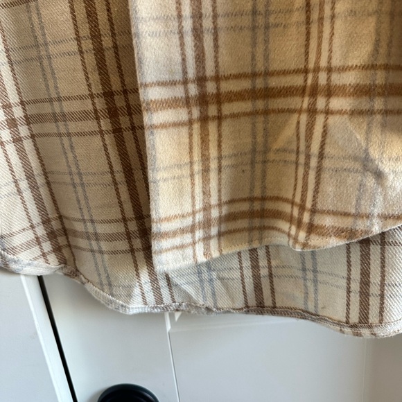 Plaid Button-Up Jacket - Picture 5 of 9